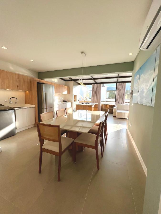 Cobertura Velejar Em Condominio Clube - Com Area De Lazer ゴヴェルナドール・セウソ・ラーモス エクステリア 写真