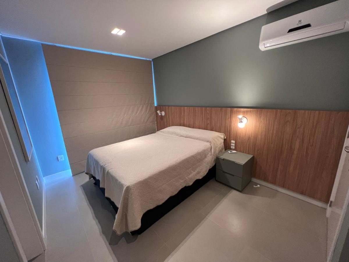 Cobertura Velejar Em Condominio Clube - Com Area De Lazer ゴヴェルナドール・セウソ・ラーモス エクステリア 写真